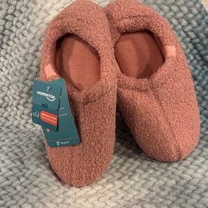 Women's Cozy Pink Slippers